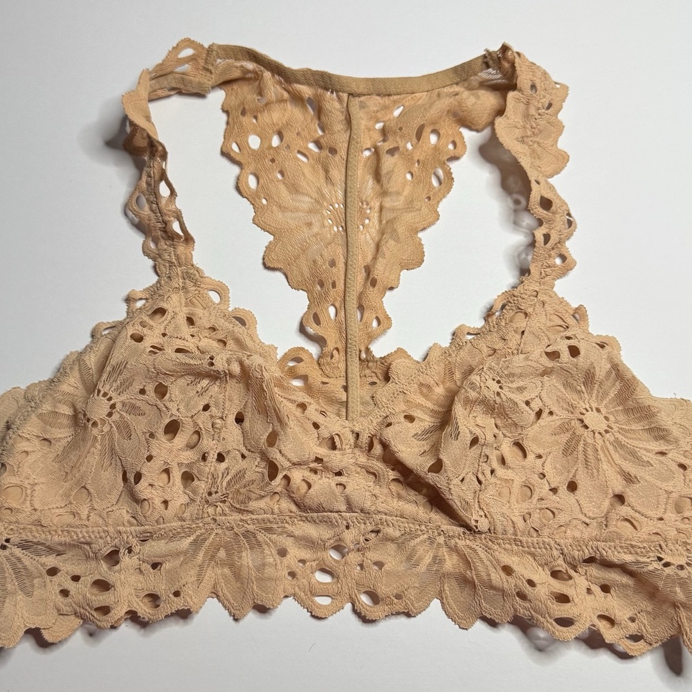 Aerie Lace Bralette Tan Crochet Racerback Soft Feminine Intimates M Festival - Picture 3 of 7